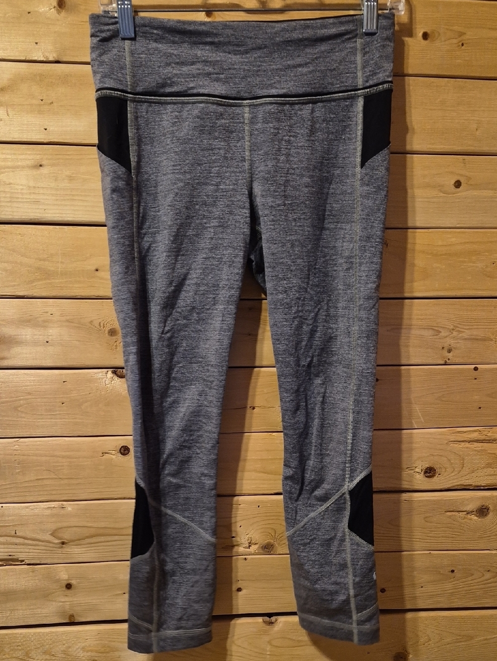 Womens Lululemon Leggings Size 6 Side Pockets